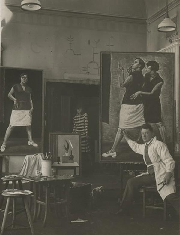 NICHOLAS Zagrekov in the studio. Berlin, 1929 